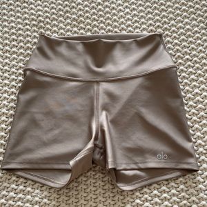 Aloyoga high waist airlift short size M , color Gravelstone
